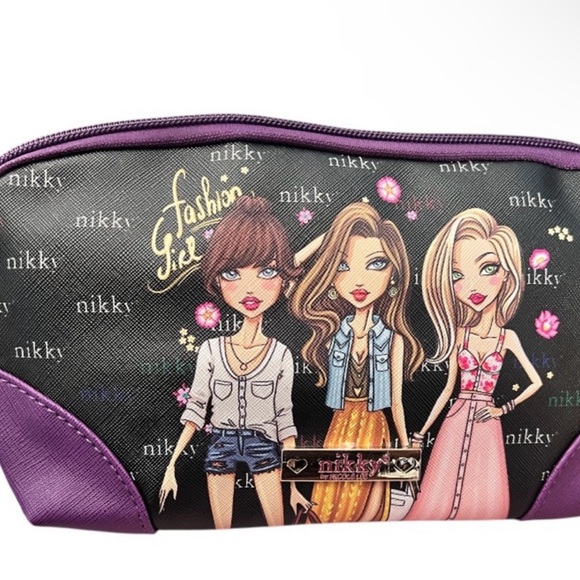 Handbags - Host Pick NWT Sisters Cosmetic/Toiletries Bag